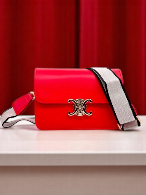 Kadın Tokalı Omuz Ve Çapraz Askılı Kırmızı Çanta