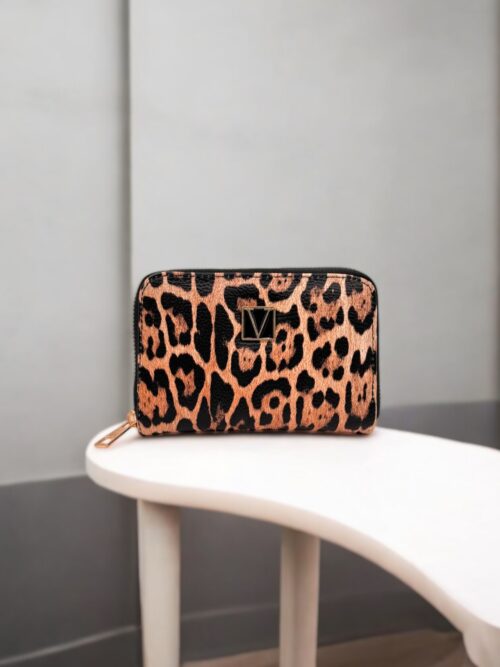 Leopar Desenli Fermuarlı Şık Kadın Cüzdan Kartlık