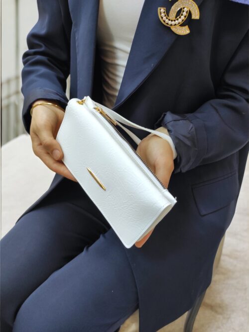 Elden Askılı Fermuar Detaylı Kadın Beyaz Cüzdan El Çantası