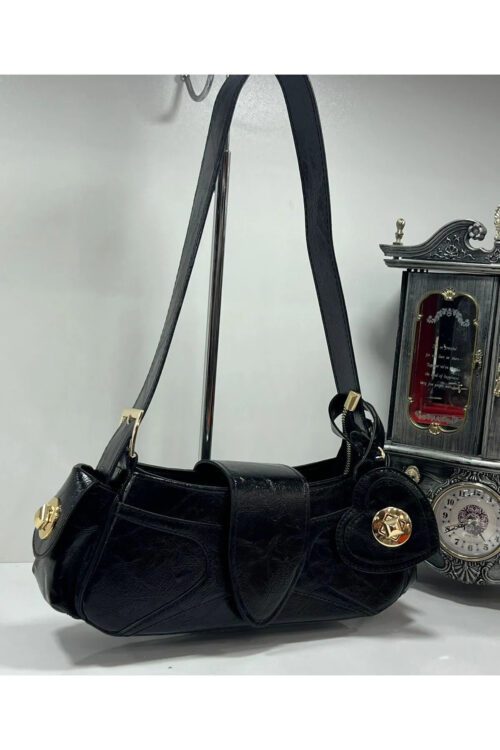 Sarkıt Kalp Detaylı Siyah Kadın Kol Çanta