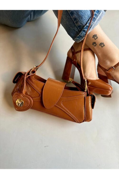 Sarkıt Kalp Detaylı Taba Kadın Kol Çanta