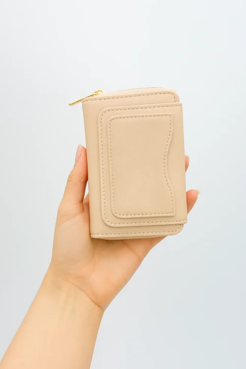 Siyah Fermuarlı, Çok Bölmeli, Kartlıklı, Şık ve Kullanışlı Kadın Cüzdan